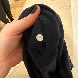 Lululemon wonder under size 6 navy